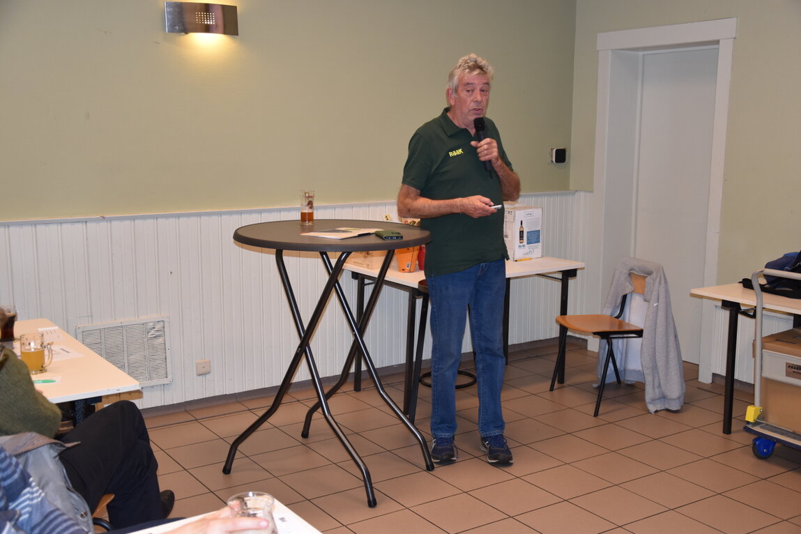 Portret van Jeroen, secretaris